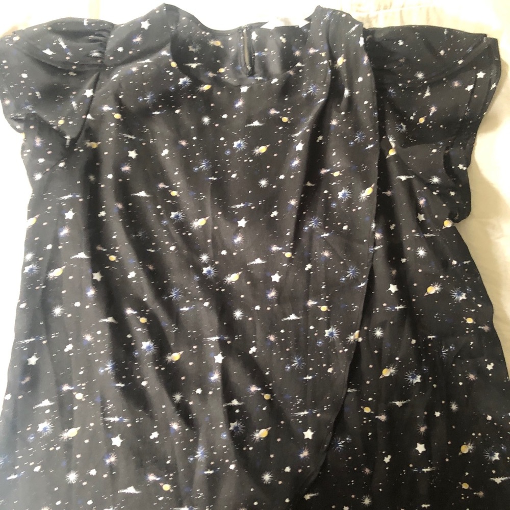 Top - Picture 2 of 2